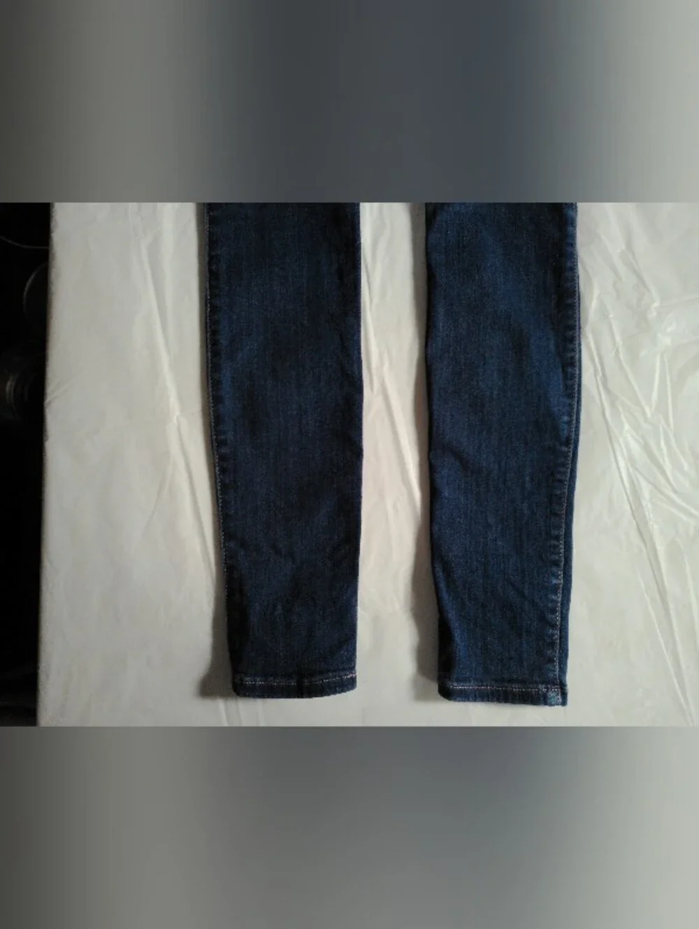 Hollister slim fit